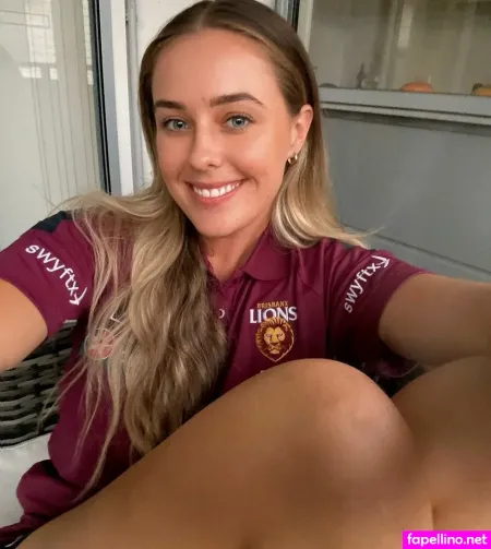 Molly Donahoe Main Profile Photo