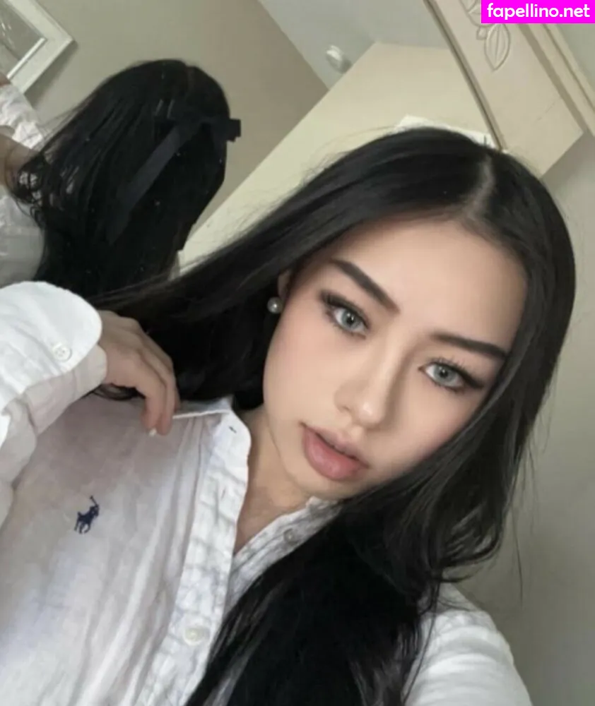 mollytwonames Nude Leaked OnlyFans Photo #zZmp85HSUE