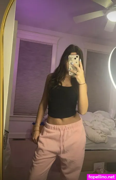 Molly E OnlyFans Thumbnail #6jrXsM0iAA