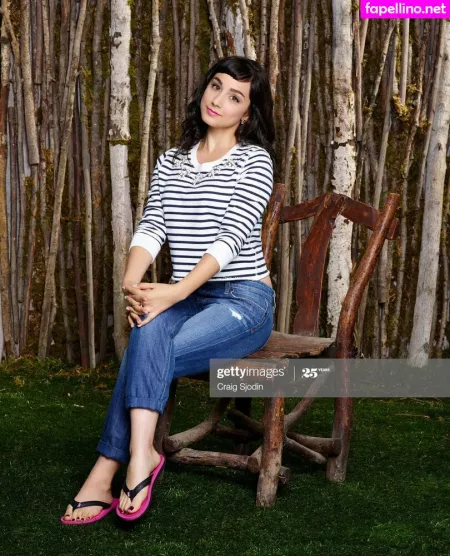 Molly Ephraim OnlyFans Thumbnail #YcF8ZWNR7l