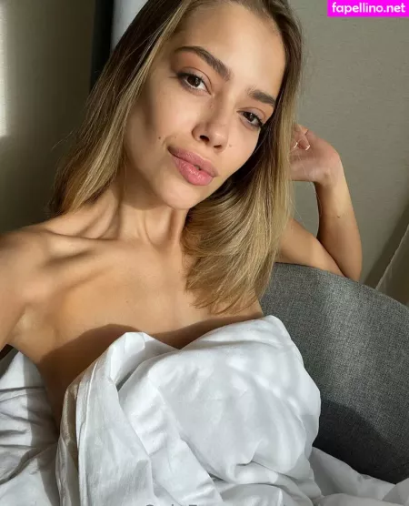 Molly Evans OnlyFans Thumbnail #jj7cWb5fTW