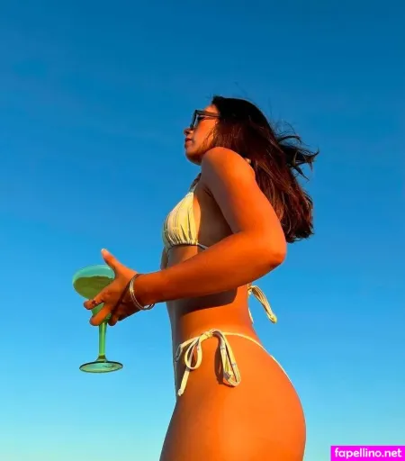 Molly Faye OnlyFans Thumbnail #8XBUk6esrT