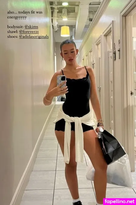Molly Faye OnlyFans Thumbnail #wKtYHO4VqJ