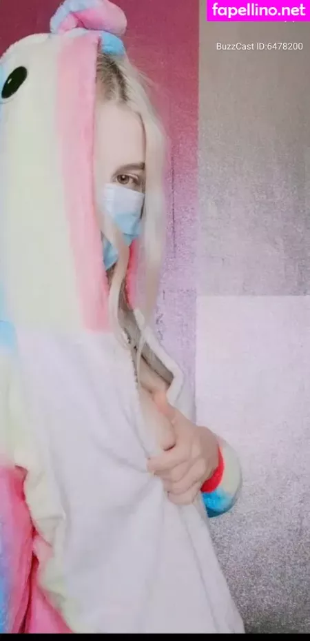 Molly Flor OnlyFans Thumbnail #b6UObMfyUT