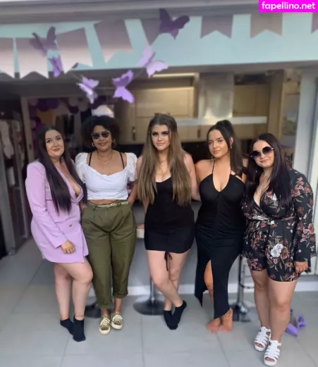 Molly Georgia Leach OnlyFans Thumbnail #N3gOdQAbx4