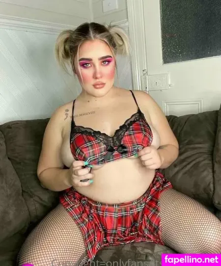 Molly Grey OnlyFans Thumbnail #FyKd86x1RG