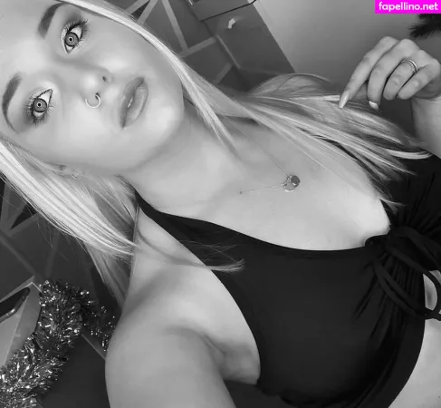 Molly Harding OnlyFans Thumbnail #4onLyjTEbo