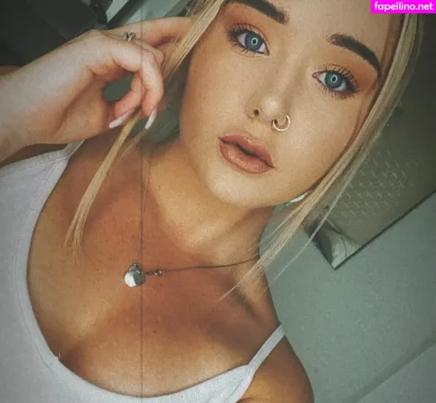 Molly Harding OnlyFans Thumbnail #5RUnnze12f