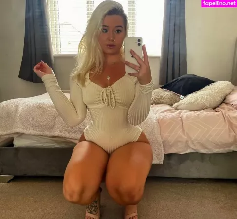 Molly Harding OnlyFans Thumbnail #U8VIMPDSbt