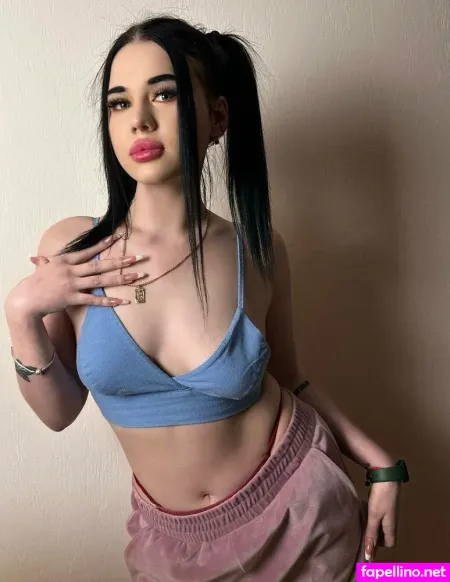Molly Loveee777 OnlyFans Thumbnail #kSai38ZQOo