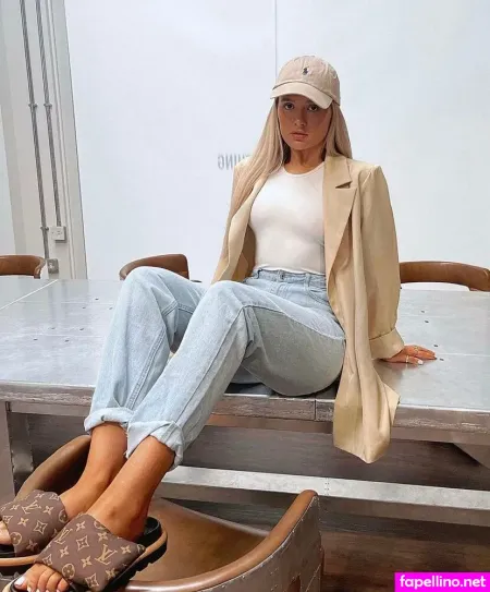 Molly Mae Hague OnlyFans Thumbnail #bK3HMg3rPA