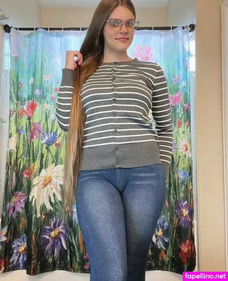 Molly Marie OnlyFans Thumbnail #JEx3JDxNcX