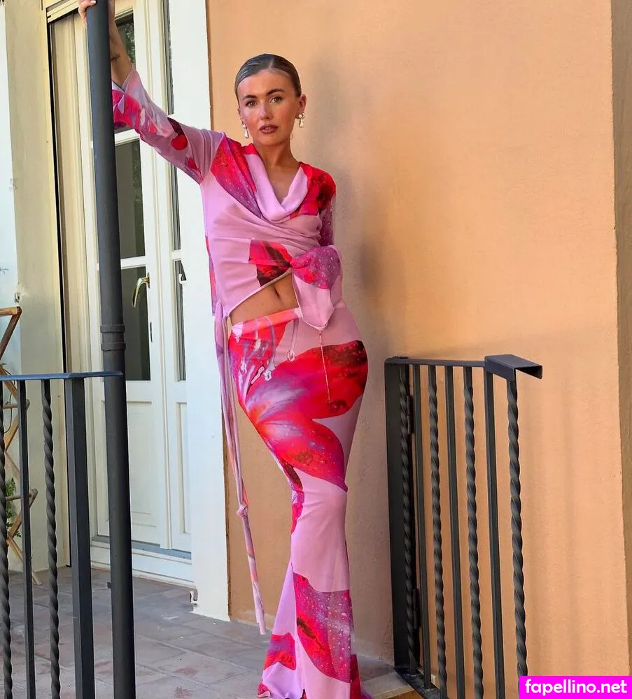 molly.mcfarlane Nude Leaked OnlyFans Photo #WWC8ZbzhS6