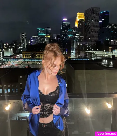 Molly Mullaney OnlyFans Thumbnail #nWPkWkLwws