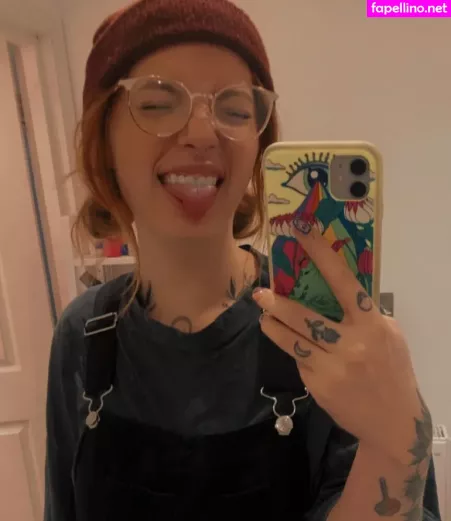 Molly P A Penny OnlyFans Thumbnail #kVjLA13G4r