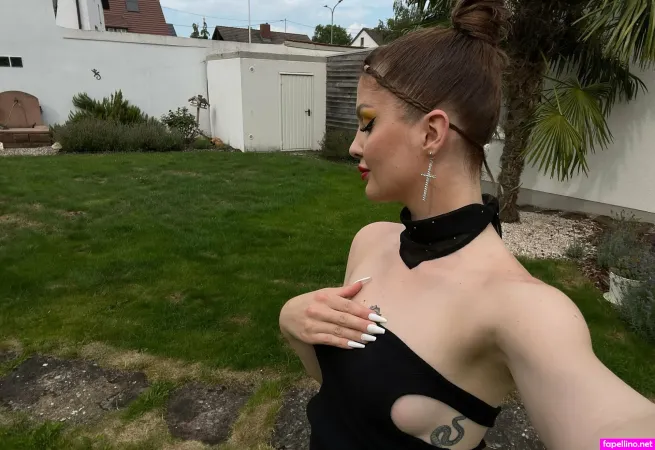 Molly Polly221 OnlyFans Thumbnail #bi2Mo8NDFE