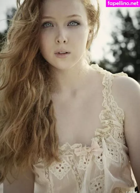 Molly Quinn OnlyFans Thumbnail #2cOnIMhiTi