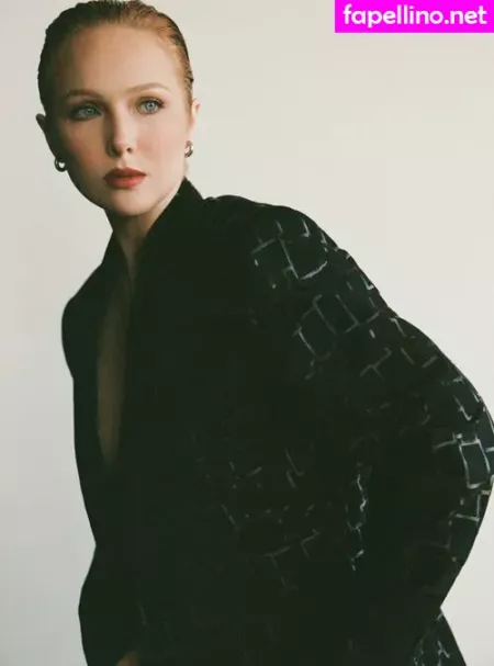 Molly Quinn OnlyFans Thumbnail #Xy0cJuD2Ad