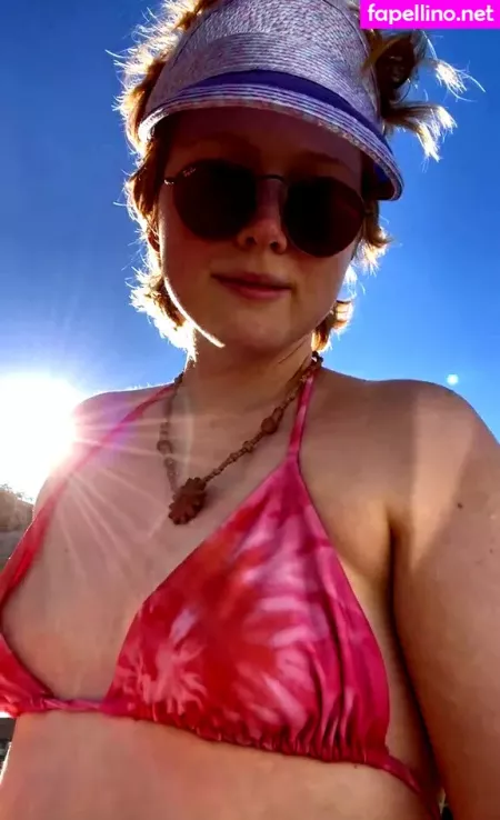 Molly Quinn OnlyFans Thumbnail #ZOa1lAUwi8
