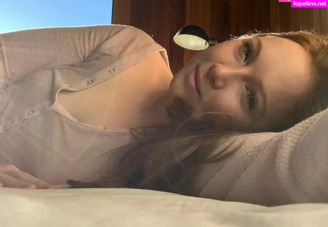 Molly Quinn OnlyFans Thumbnail #kcU2otd1tS