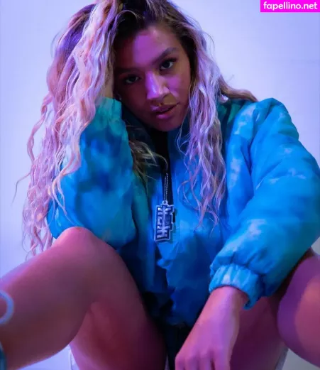 Molly Rainford OnlyFans Thumbnail #5WKYxONSRB