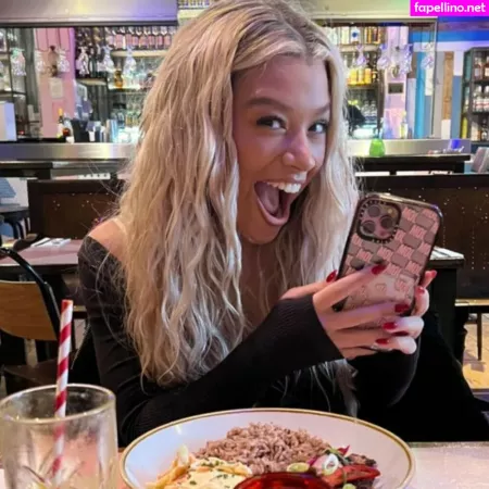 Molly Rainford OnlyFans Thumbnail #HiZS49cnWH