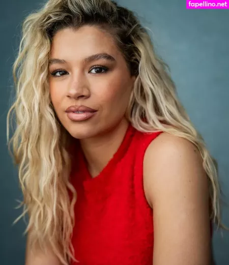 Molly Rainford OnlyFans Thumbnail #K4hOwiKmnM