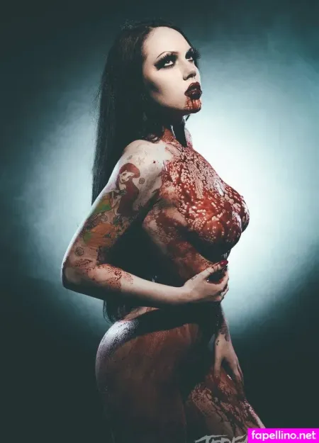 Molly Rennick 1 OnlyFans Thumbnail #4MPYGkiWMn