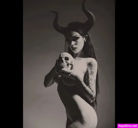 Molly Rennick 1 OnlyFans Thumbnail #7c3mMCGkvl