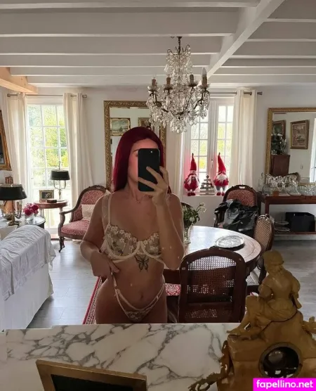 Molly Rqt OnlyFans Thumbnail #1mpVggDFea