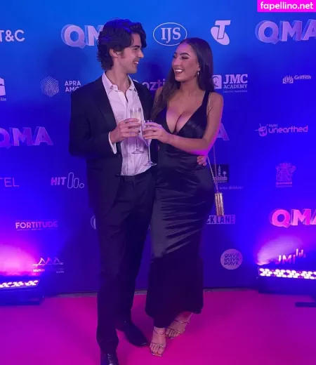 Molly Shield OnlyFans Thumbnail #N43s8mbP2K