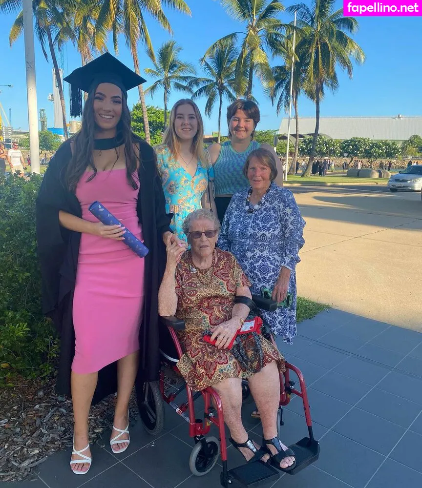 mollyshieldd, moremolly Nude Leaked OnlyFans Photo #rTTgrTbvJU