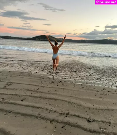 Molly Sims OnlyFans Thumbnail #OdsTDEt8mk