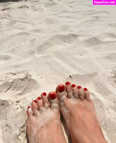 Molly V OnlyFans Thumbnail #OO0WCV1hBr