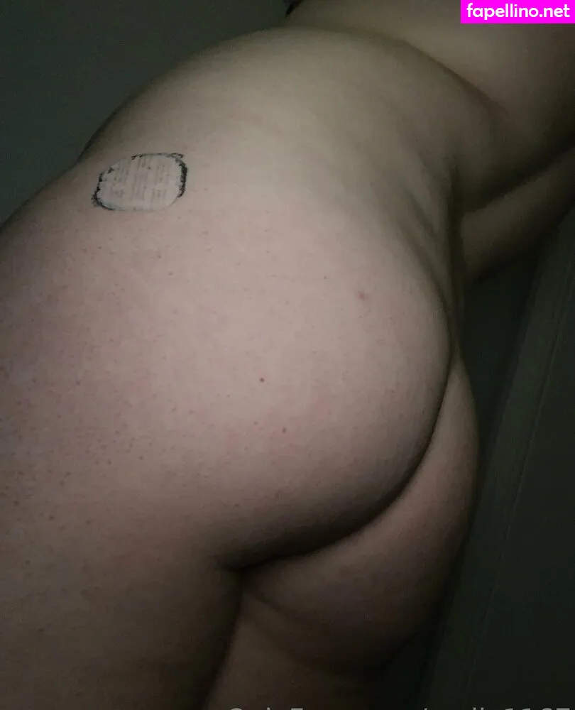 molly1167, molly67 Nude Leaked OnlyFans Photo #4eHfU2n30J