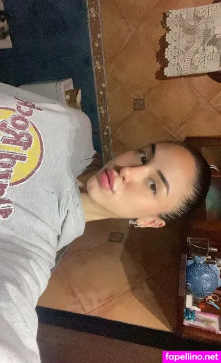 Molly42 0 OnlyFans Thumbnail #lBNKCucacj