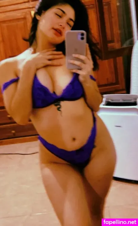 Mollyaira OnlyFans Thumbnail #0MVwzWDoT8