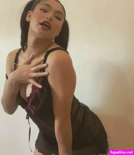 Mollyaira OnlyFans Thumbnail #SoRvqzH0wH