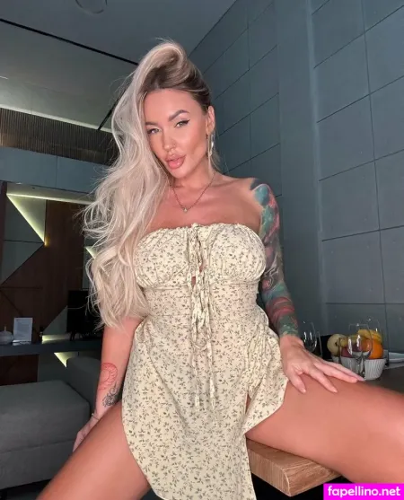 Mollyelisevip OnlyFans Thumbnail #TNi4pnzdXO