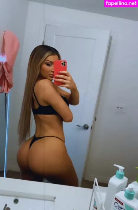 Mollyeskam 1 OnlyFans Thumbnail #OEnhK39BQ9