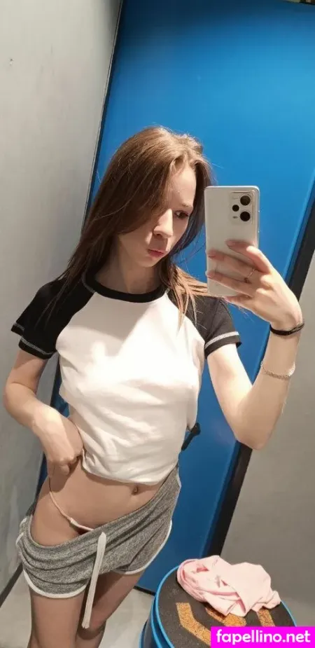 Mollyglow OnlyFans Thumbnail #WjW0JySvpK