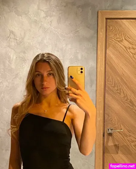 Mollyhartx OnlyFans Thumbnail #Dp9efzhUK1