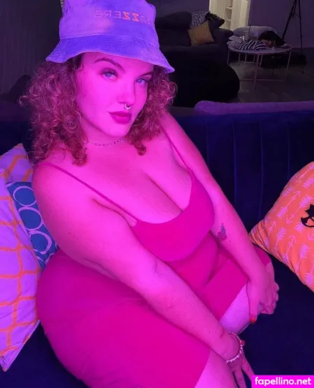 Mollyinyourpocket OnlyFans Thumbnail #PkfDIUfJKk