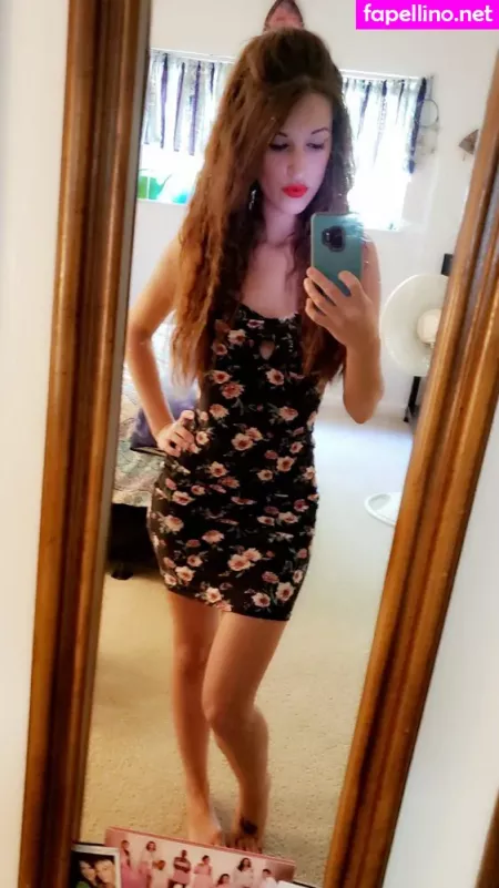Mollyjane1011 OnlyFans Thumbnail #D5LYNzlK7s
