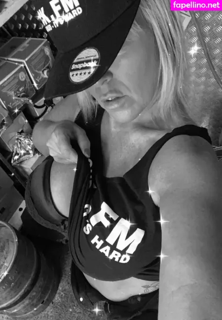 Mollyjfoxx OnlyFans Thumbnail #JnNJK8MBfU