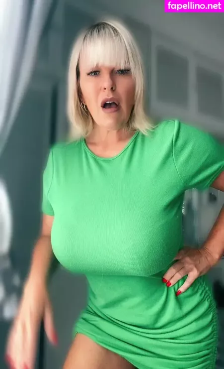 Mollyjfoxx OnlyFans Thumbnail #Kf9MCU1xq4