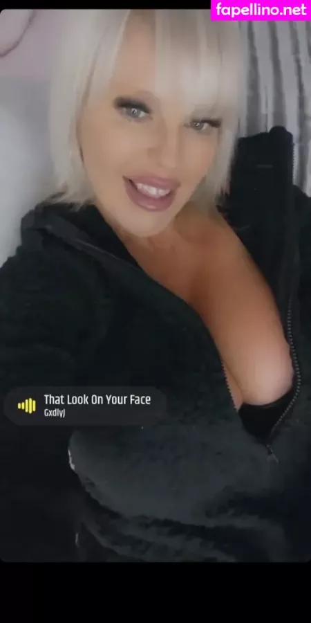 Mollyjfoxx OnlyFans Thumbnail #R3yAjBXwUy