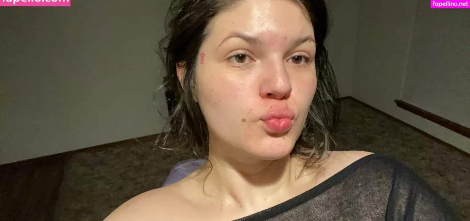 Mollyjuana OnlyFans Thumbnail #ZtNhaOYAX4
