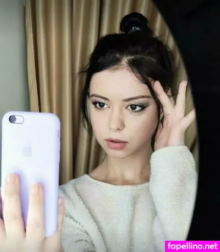 Mollylo OnlyFans Thumbnail #OKD4Ai7moG