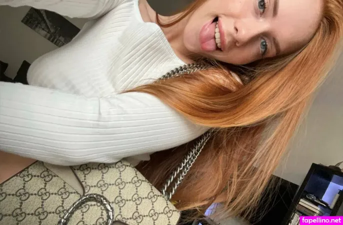 Mollymollyyy OnlyFans Thumbnail #wLD1f0U82S